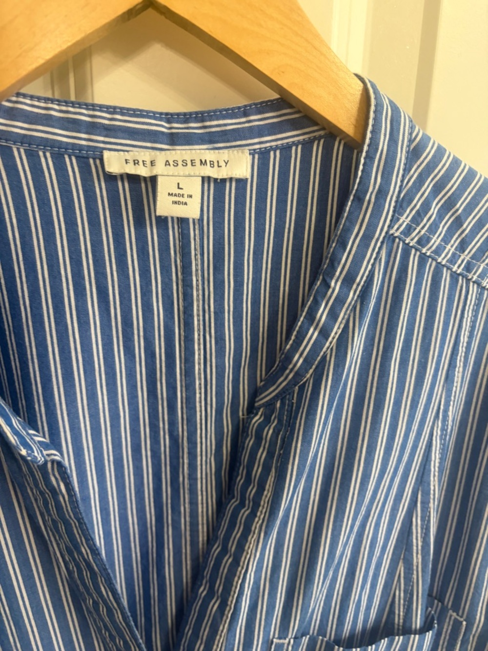 Great condition Free Assembly size L/12 Blue Striped Midi Dress. Missing sash. - Picture 5 of 11